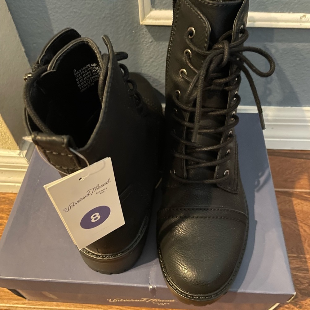 Universal Thread Kamryn Boot **Brand New, Never Worn**